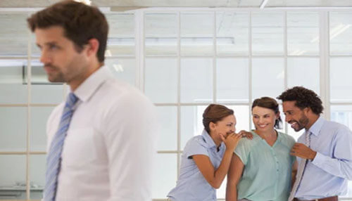 Employees quit Employees quit workplace gossip