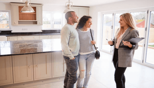 One person business ideas Real estate agent