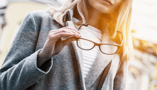 Eyewear start-up Online spectacles eyewear start-up