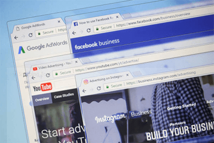 E-commerce store Advertise on social media e-commerce store