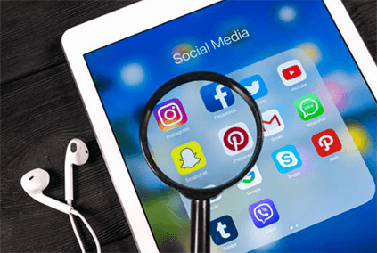 How to use snapchat for business-tycoonstory | tycoonstory media How to use snapchat for business