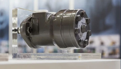 Hydraulic torque wrenches Hydraulic torque wrenches low-profile torque wrench