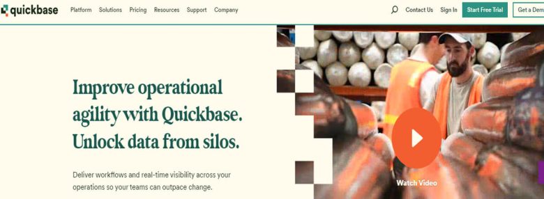 Quickbase field service management software for improving operational agility and unlocking real-time data across business operations Quickbase field service field service management