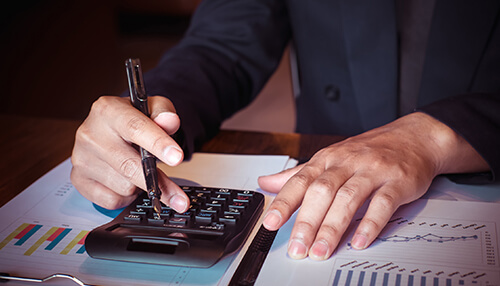 Calculation of the financial risks Calculation of the financial risks business services