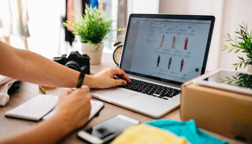 E-commerce entrepreneurs E-commerce entrepreneurs