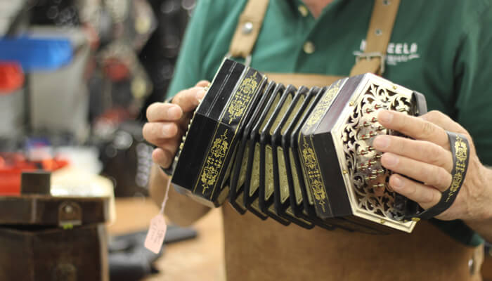 Know what features to look for Know what features to look for concertina