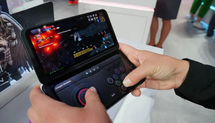 Online multiplayers Online multiplayers mobile gaming