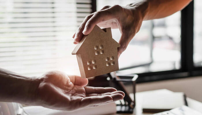 Estate planning in ensuring a smooth transition of a family business from one generation to the next Estate planning in ensuring a smooth transition of a family business from one generation to the next family stakeholders