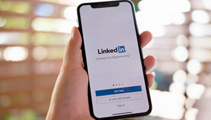 Use linkedin groups Use linkedin groups social media