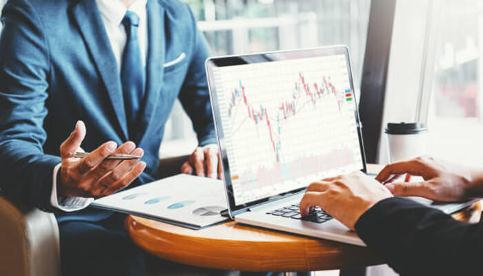 Equitymultiple Choose from three equitymultiple investing strategies