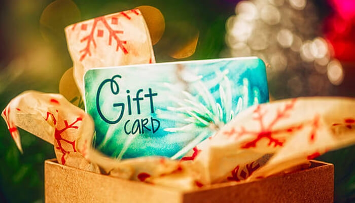 Wedding anniversary gift card Choosing the right wedding anniversary gift card