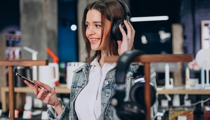 Phone-accessories-tycoonstory | tycoonstory media Phone accessories profitable niche