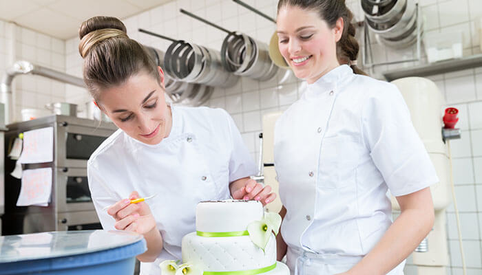 Wedding-related business ideas Wedding cake and dessert making wedding-related business ideas