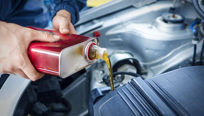 Understanding the various types of engine oils Understanding the various types of engine oils professional drivers