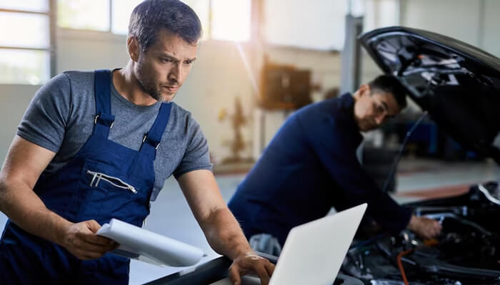 What to look for during maintenance Regular maintenance: what to look for during maintenance vehicle brake pads