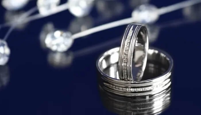 Rings Get a wedding ring that complements your engagement ring rings