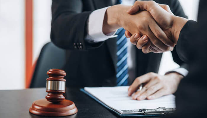 Personal injury Hire a lawyer