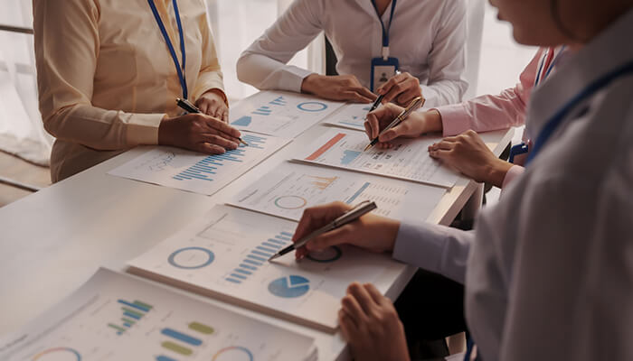 Incorporate a business Share incorporate a business structure