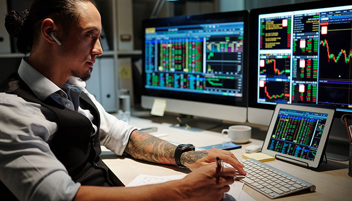 Earn2trade - tycoonstory | tycoonstory media Earn2trade