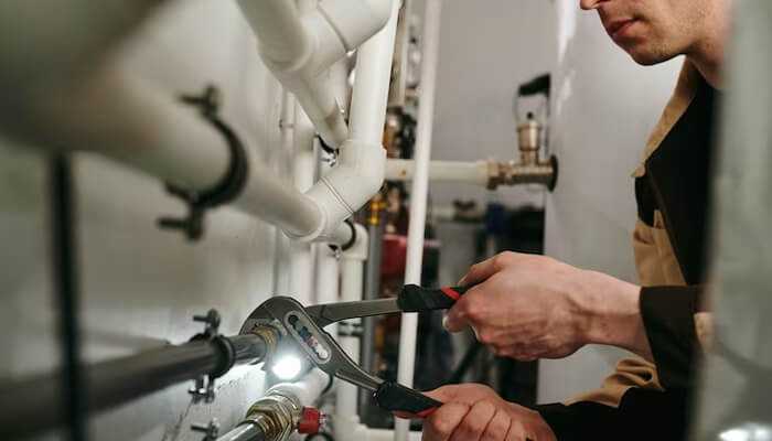Building maintenance Plumbing