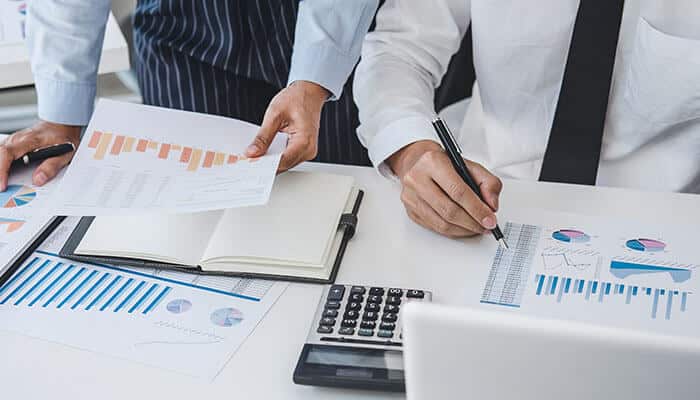 Payroll compliance Maintain accurate employee data