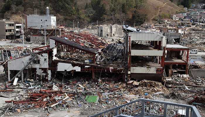 Effects Of an Earthquake On Society And The Economy Effects Of an Earthquake On Society And The Economy