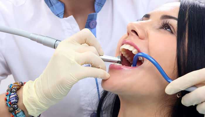 Demand for necessary services The oral health industry: demand for necessary services