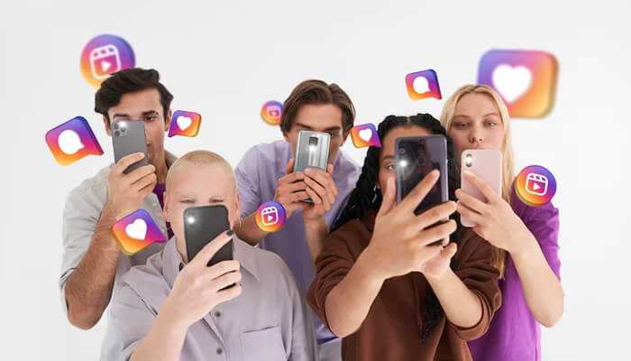 Instagram | tycoonstory media Young professionals engaging with instagram for social media recruiting, showcasing how platforms like reels attract modern job seekers.