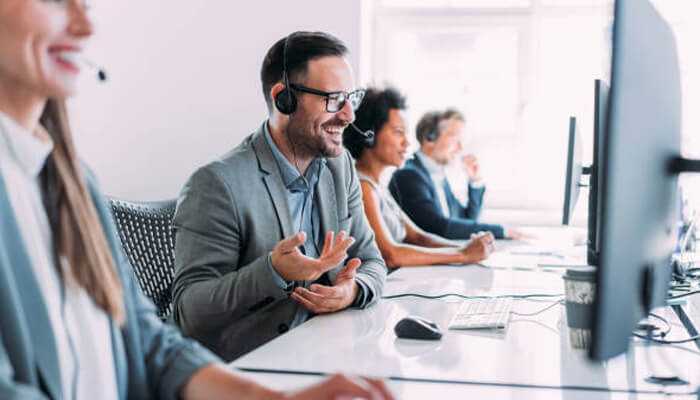 Call center services | tycoonstory media Team of agents delivering support services through outsourcing call centers, enhancing customer satisfaction and business scalability.