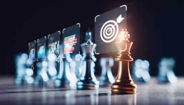 Scenario planning for strategic decision-making | tycoonstory media Strategic planning concept with chess pieces and digital targets, symbolizing goal tracking in product management software.