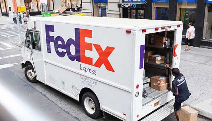 Why fedex package delayed feels personal | tycoonstory media Why fedex package delayed feels personal