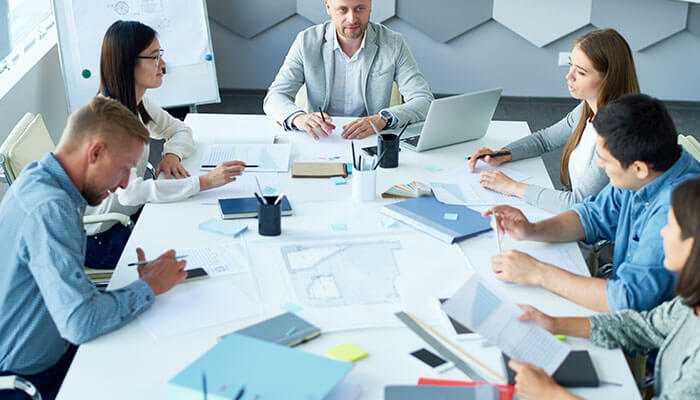 Directors duties revert to statutory obligations - tycoonstory | tycoonstory media Corporate group discussing restructuring strategies related to a company voluntary arrangement.