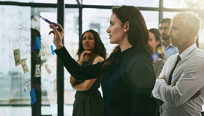 Modern entrepreneurs Modern entrepreneurs marketing in a crowded world