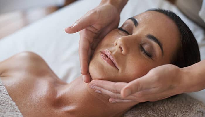 Stress and tension | tycoonstory media Professional facial spa session featuring soothing hands-on skincare therapy for a calm, refreshed complexion.