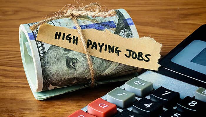 Highest-paying jobs with a business degree | tycoonstory media Highest-paying jobs with a business degree