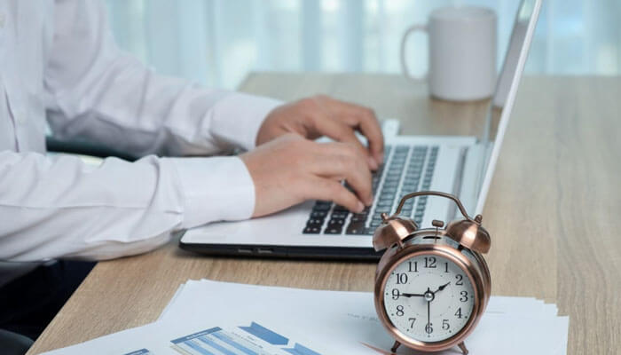 Optimize timing with strategic buying and selling | tycoonstory media Optimize timing with strategic buying and selling