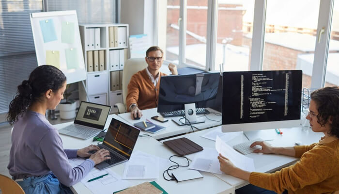 Why businesses work with web development agencies | tycoonstory media Why businesses work with web development agencies