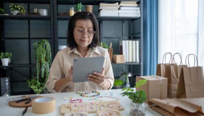 Main benefits of an llc for an online business 1 | tycoonstory media Small business owner managing ecommerce orders while learning do you need an llc for an online business
