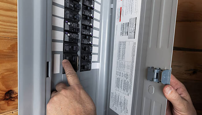 Circuit breaker 101 | tycoonstory media Circuit breaker 101