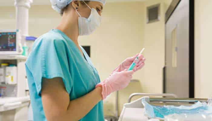 Bloodborne pathogens 2 | tycoonstory media What is the most common risk of exposure to bloodborne pathogens for healthcare workers? A healthcare worker safely preparing an injection while following infection-control procedures.