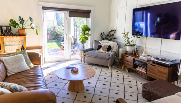 Living room refresh: light, cables, and surfaces | tycoonstory media Living room refresh: light, cables, and surfaces