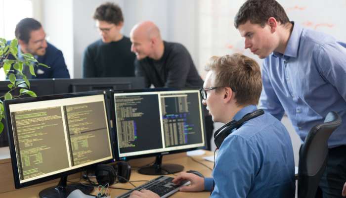 List of 10 top software outsourcing companies in us for 2026 1 | tycoonstory media Software outsourcing
