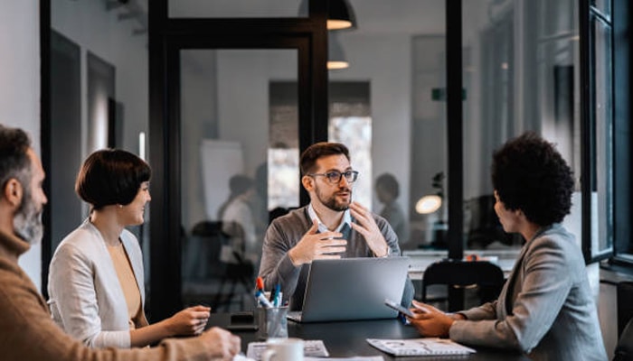 Untitled-1 | tycoonstory media Team discussing ecommerce seo strategy and performance insights using semrush one for better search visibility
