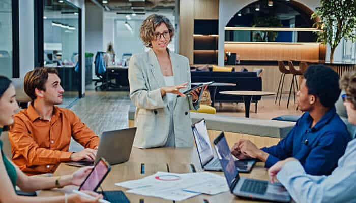 Enhancing communication between development teams | tycoonstory media Enhancing communication between development teams