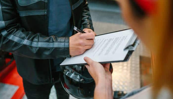 Reasons sports bike owners choose comprehensive insurance | tycoonstory media Reasons sports bike owners choose comprehensive insurance