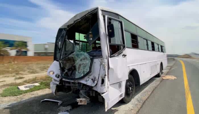 What happens when a charter bus accident occurs? | tycoonstory media What happens when a charter bus accident occurs?