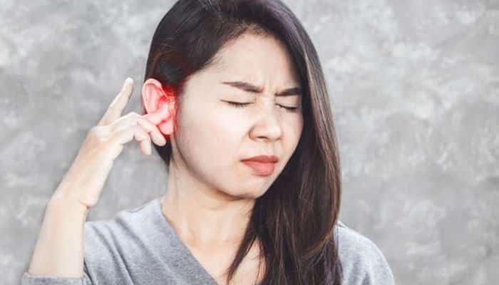 Red flags i would not ignore - tycoonstory | tycoonstory media How i cured my eustachian tube dysfunction showing a woman experiencing ear discomfort and pressure, highlighting common etd symptoms such as ear fullness, pain, blocked sensation, and hearing changes while exploring recovery and ear health solutions.